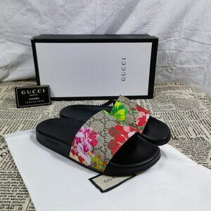 Gucci Black and Pink Sandals with Floral Elegance